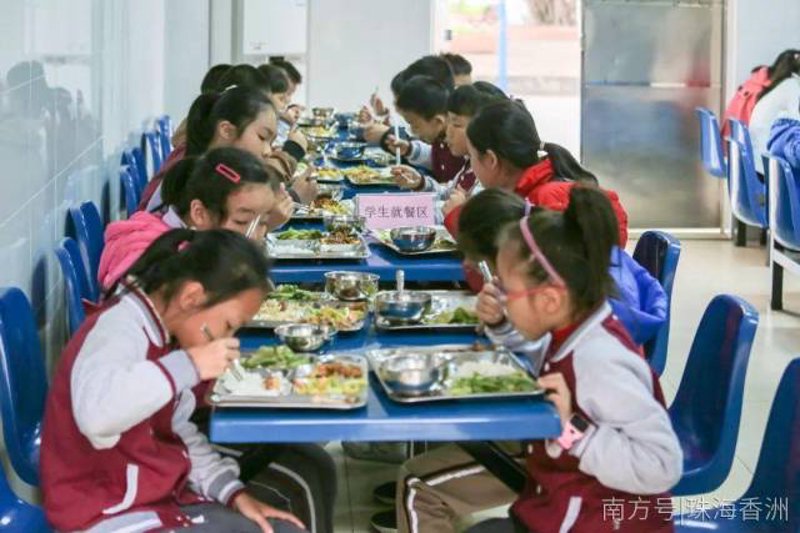 企业员工餐:品味不一样的午餐时光