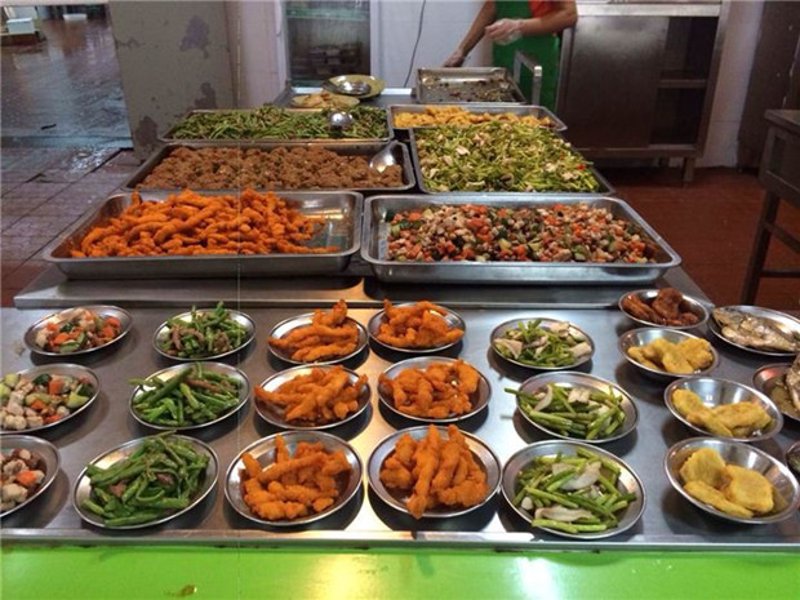 学校食堂托管:让“厨房里的温馨”成为日常